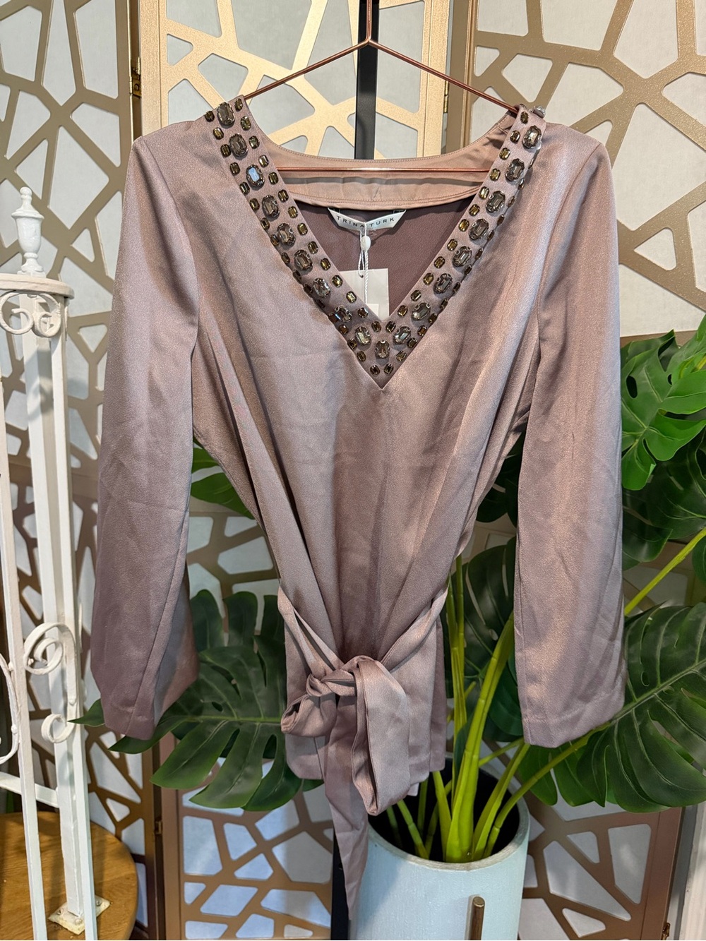 Trina Turk Beaded Silk Blend Tunic Blouse Mauve Tie Waist NWT Large